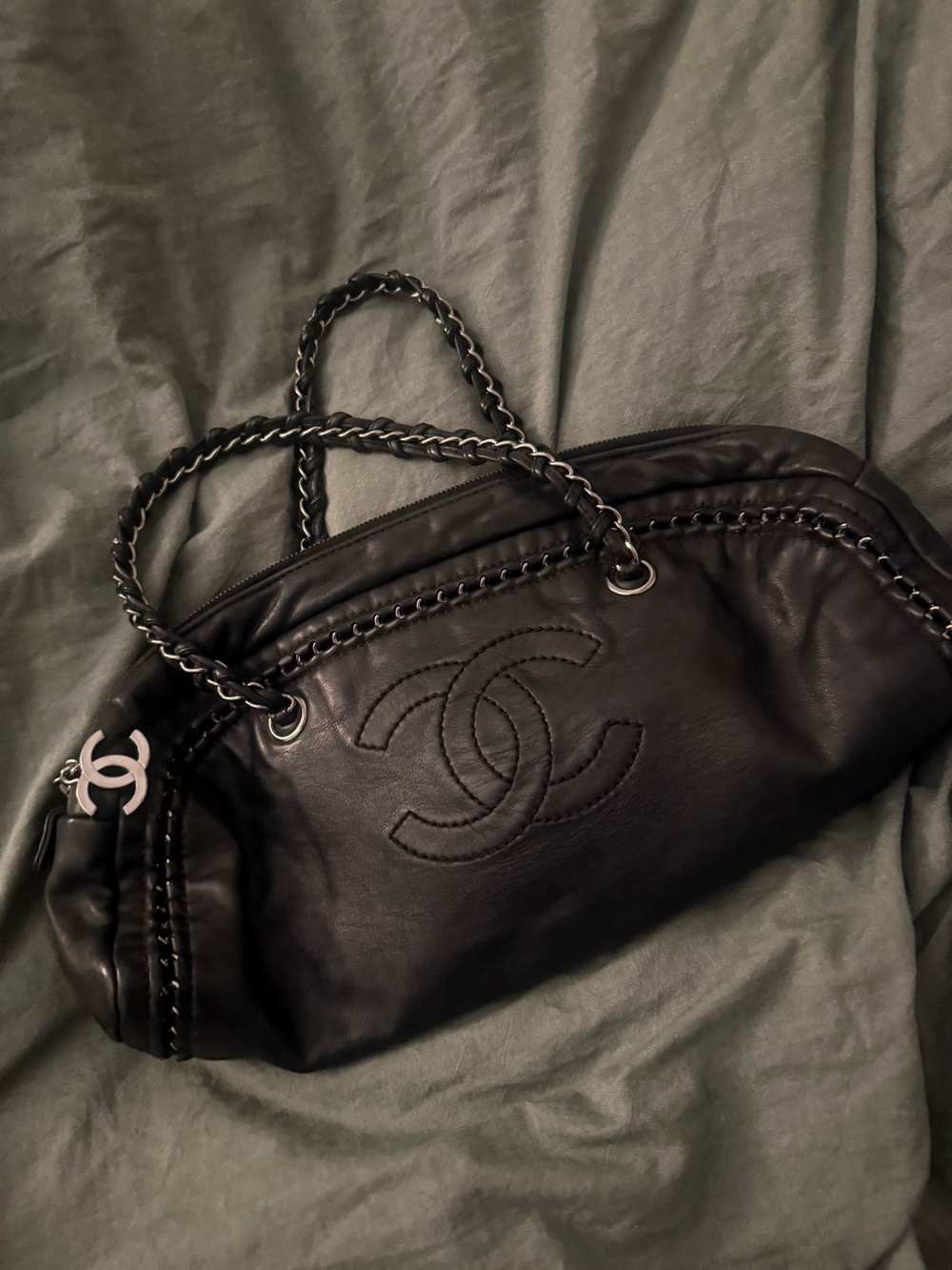 CHANEL Black Quilted Calfskin Leather East West Bowler Bag with Chain-Strap - Picture 11 of 13